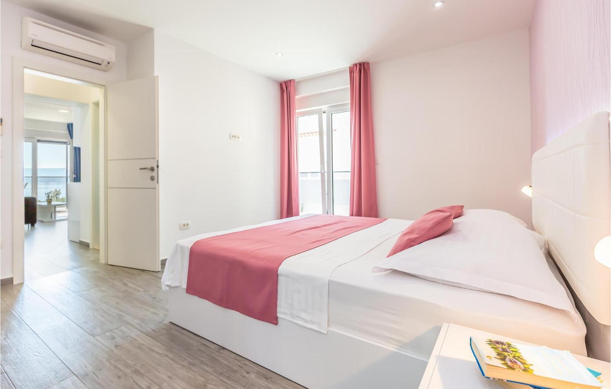 Amazing Apartment In Medici With Kitchen Kutleša المظهر الخارجي الصورة